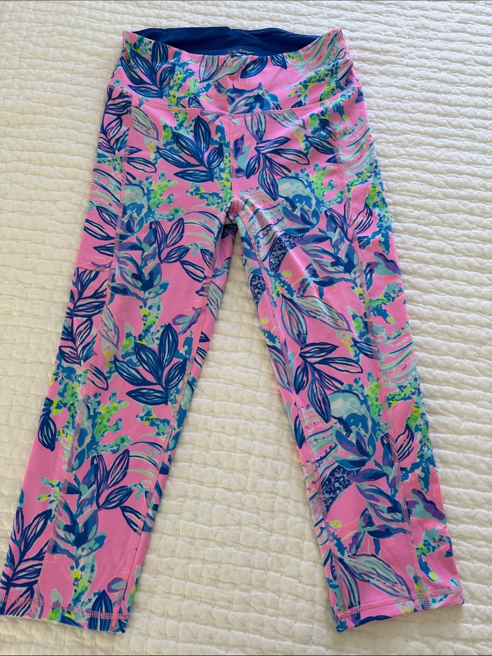 Lilly Pulitzer Pink Floral Capri Leggings with Blue & Green Leaf Print